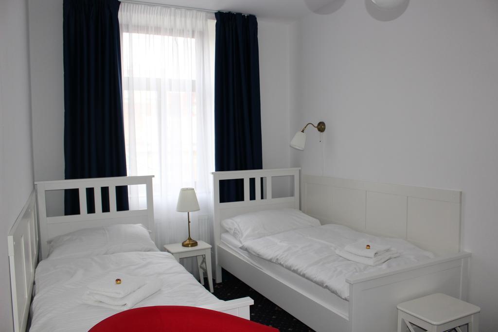 Hotel Amadeus 捷克布杰约维采 外观 照片