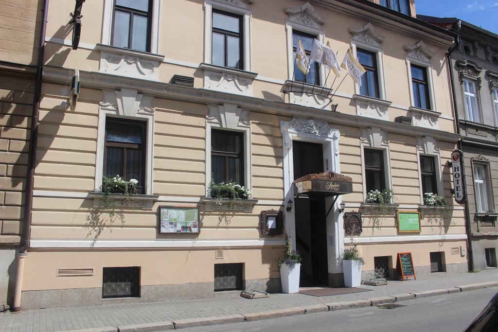 Hotel Amadeus 捷克布杰约维采 外观 照片