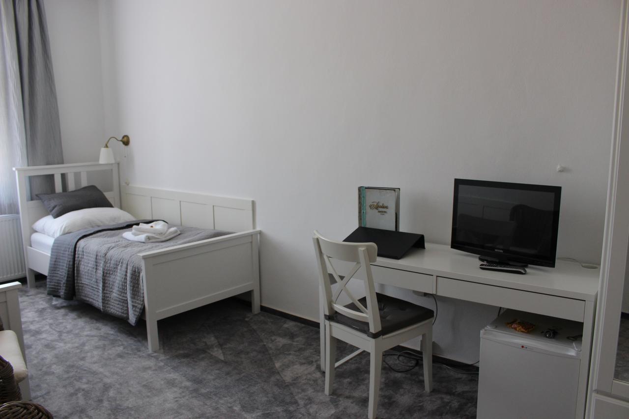 Hotel Amadeus 捷克布杰约维采 外观 照片