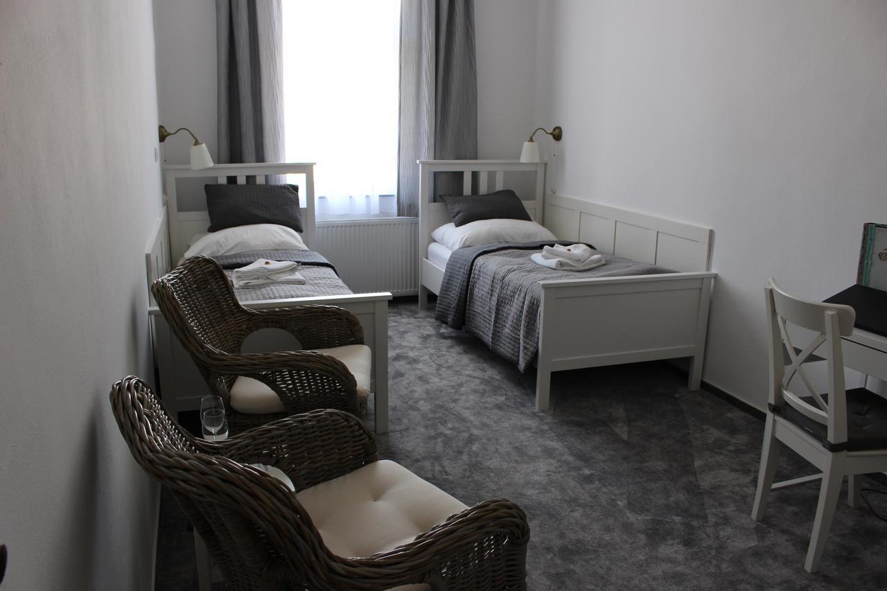Hotel Amadeus 捷克布杰约维采 外观 照片