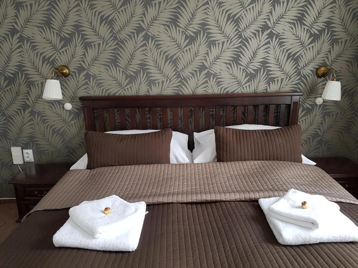 Hotel Amadeus 捷克布杰约维采 外观 照片